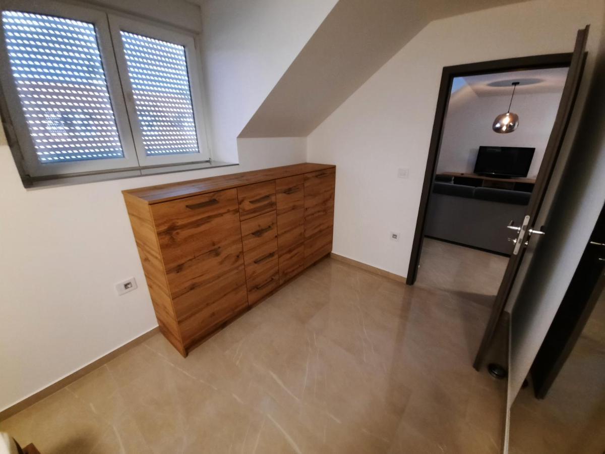 Apartmani New York Nova Gradiska Bagian luar foto