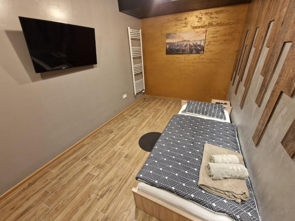 Apartmani New York Nova Gradiska Bagian luar foto