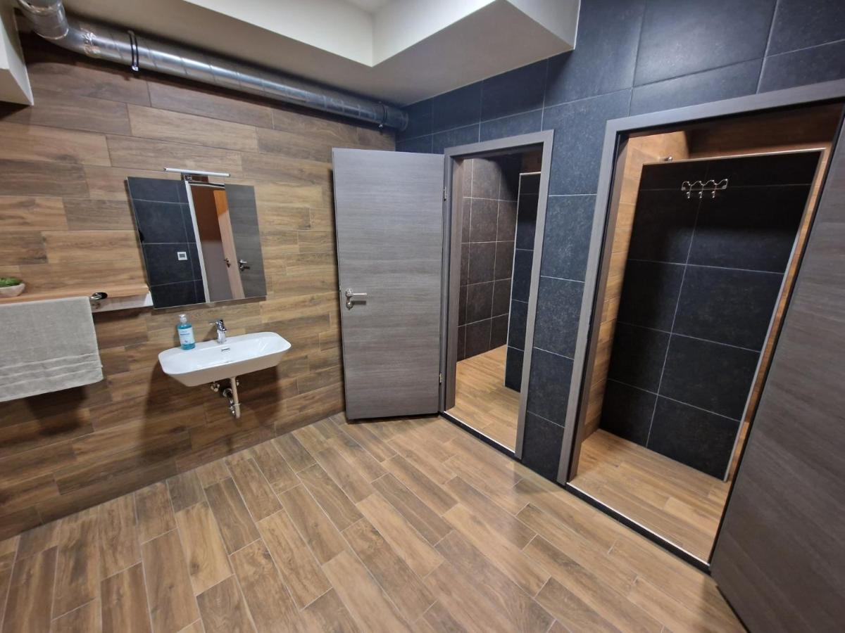 Apartmani New York Nova Gradiska Bagian luar foto