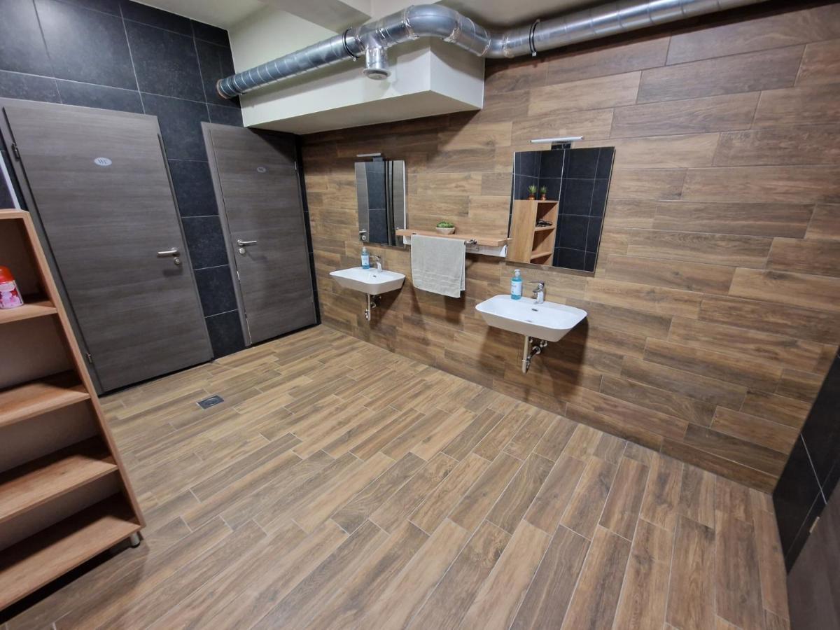 Apartmani New York Nova Gradiska Bagian luar foto